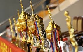 英超旧将：曼联应该去年夏天就请阿莫林，而不是让他赛季中途接手